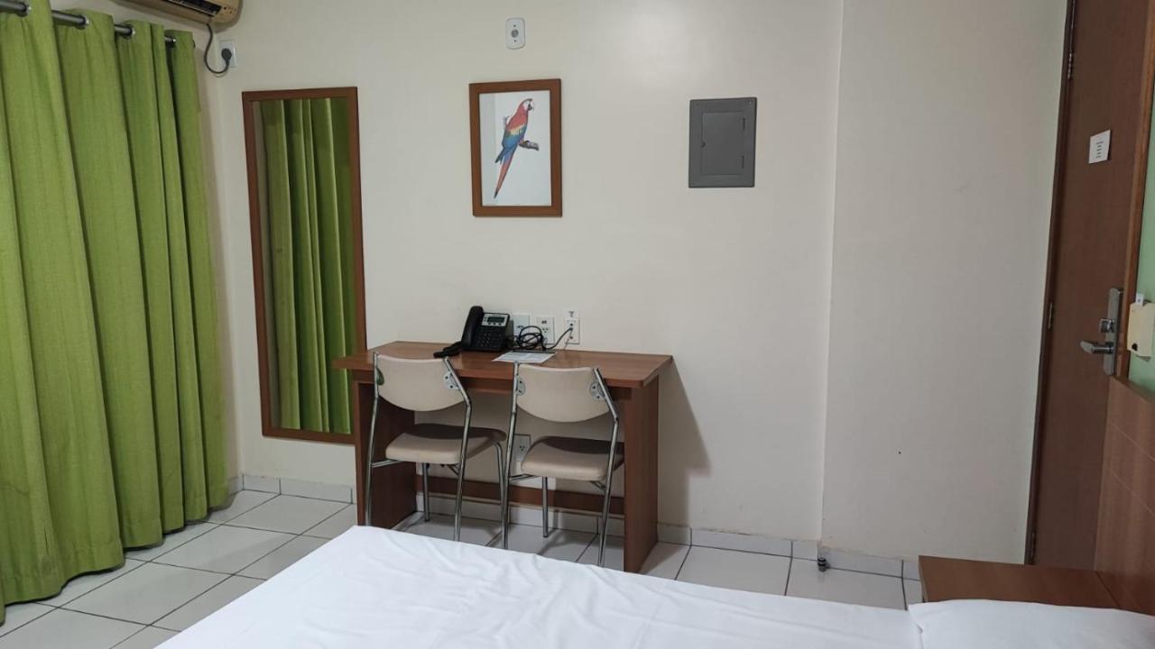 Golden Dolphin Gd - Suite 4 Adultos E 1 Crianca Ate 5 Anos Caldas Novas Exterior foto