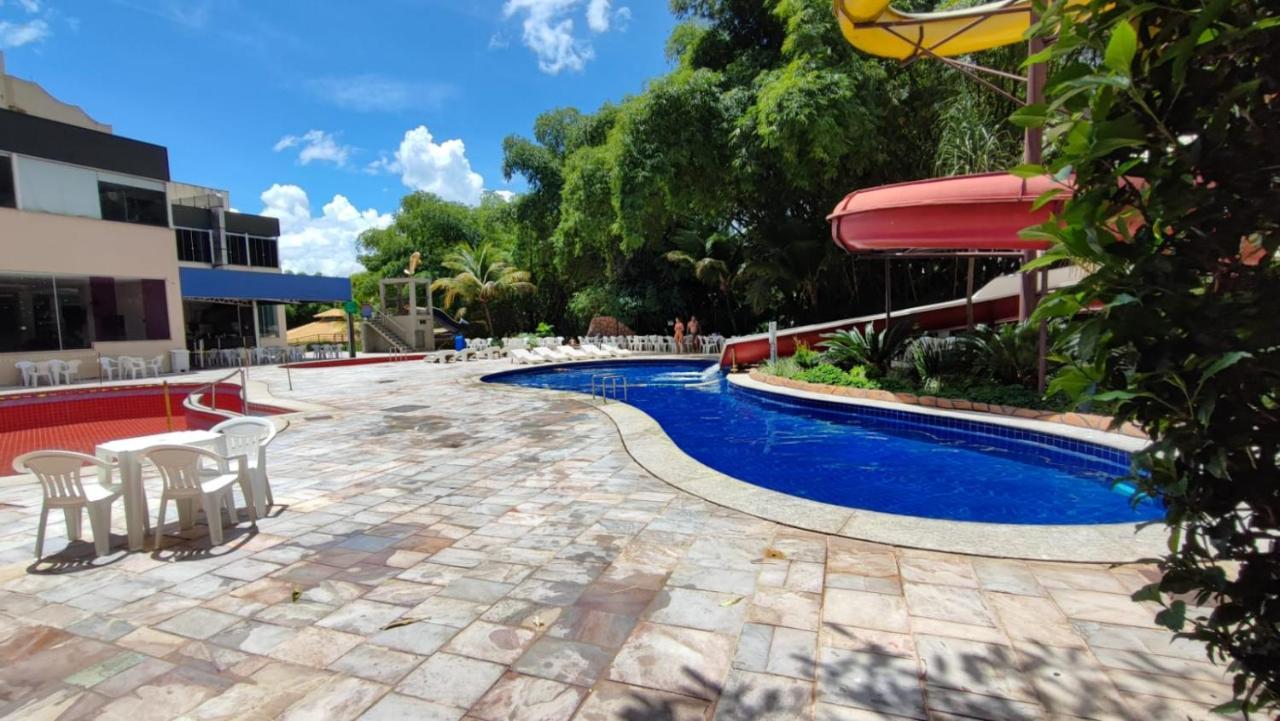Golden Dolphin Gd - Suite 4 Adultos E 1 Crianca Ate 5 Anos Caldas Novas Exterior foto
